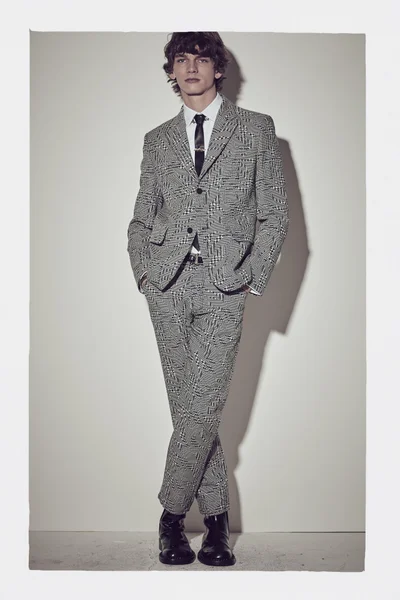 Look 13